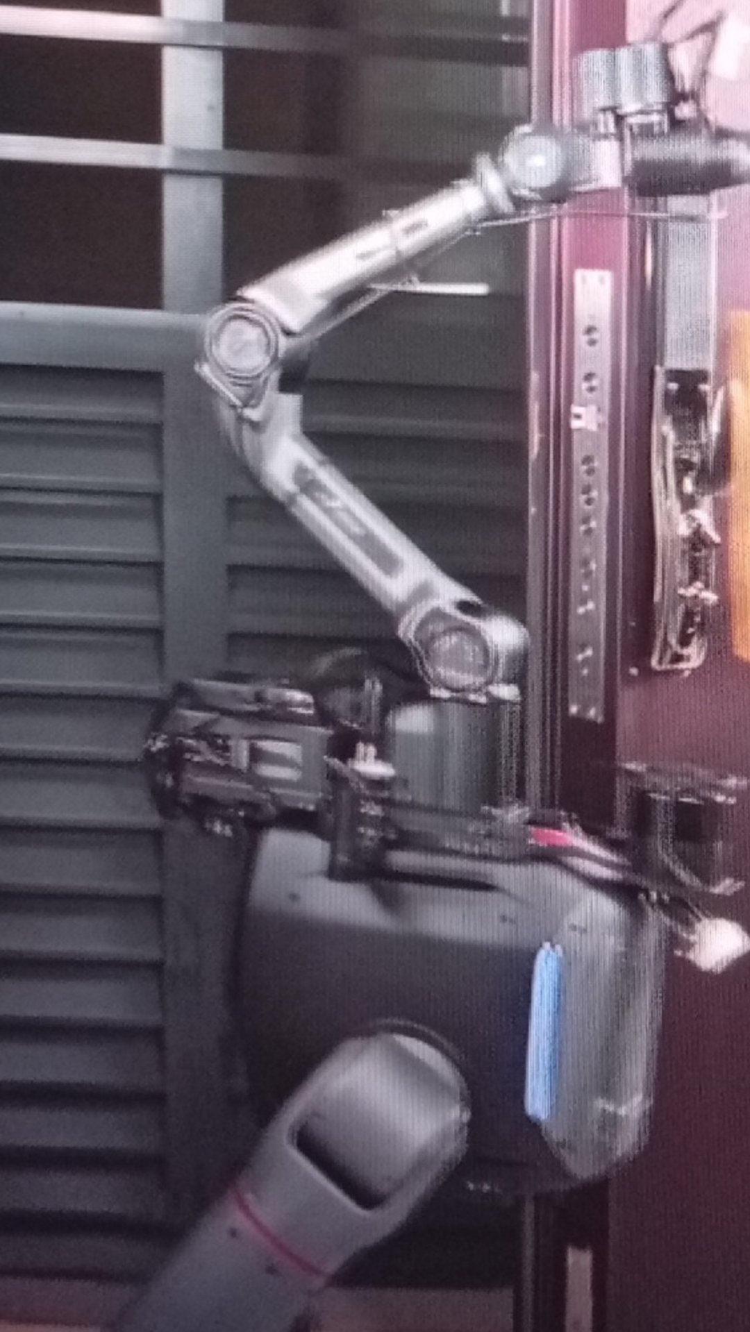 Foto de referência do desejo: Robo digital DNA